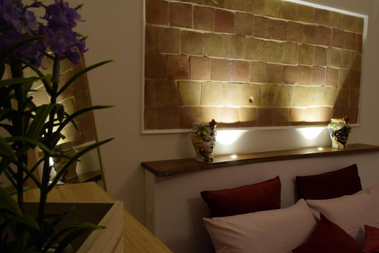 Le Moresche Apartment คาตาเนีย ภายนอก รูปภาพ