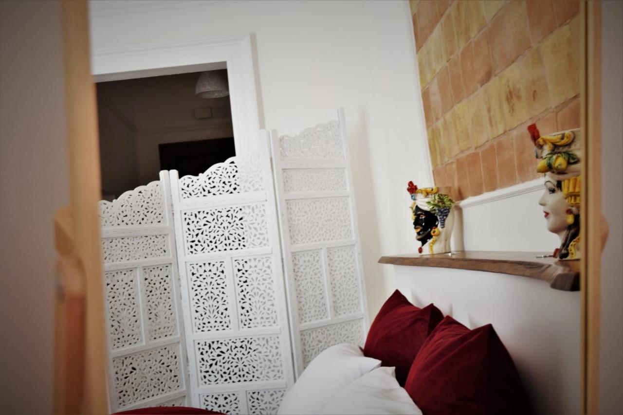 Le Moresche Apartment คาตาเนีย ภายนอก รูปภาพ